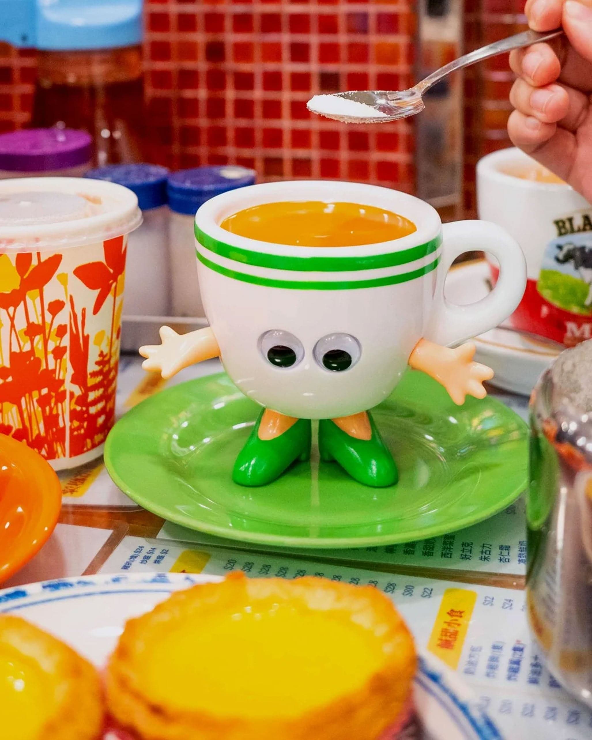 Wondertoy Milk Tea view 3